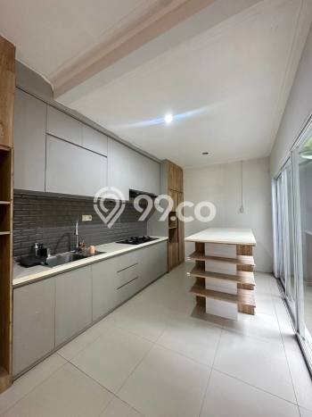 Dijual Rumah Luas Megah Dengan View Cantik di Kota Wisata, Bogor Dijual Rumah Luas Megah Dengan View Cantik di Kota Wisata, Bogor