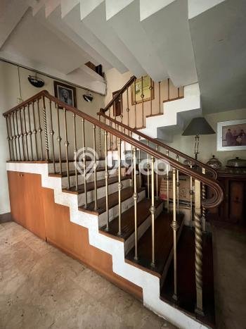 Rumah Luxury Modern Tanpa Renovasi di Lebak Bulus Jakarta Selatan Rumah Luxury Modern Tanpa Renovasi di Lebak Bulus Jakarta Selatan