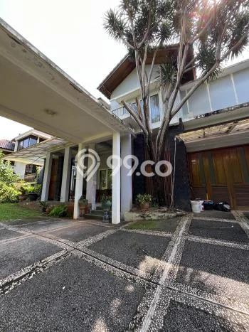Rumah Luxury Modern Tanpa Renovasi di Lebak Bulus Jakarta Selatan Rumah Luxury Modern Tanpa Renovasi di Lebak Bulus Jakarta Selatan