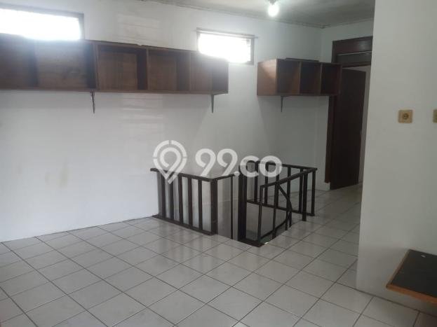 Dijual Hunian Rumah Terawat 7 KT di Tubagus Ismail, Bandung Dijual Hunian Rumah Terawat 7 KT di Tubagus Ismail, Bandung