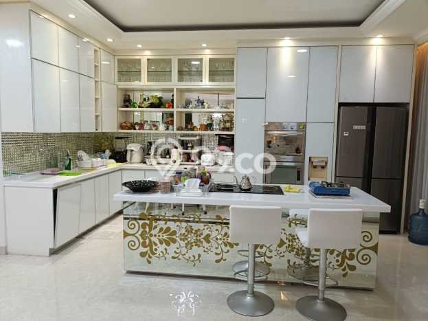 Jual Rumah Mewah Megah Dengan View Eksklusif di Pantai Indah Kapuk, Jakarta Utara Jual Rumah Mewah Megah Dengan View Eksklusif di Pantai Indah Kapuk, Jakarta Utara