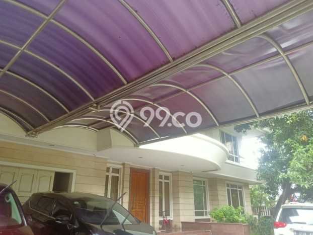 Rumah Elit Modern Tanpa Renovasi di Puri Indah Jakarta Barat Rumah Elit Modern Tanpa Renovasi di Puri Indah Jakarta Barat