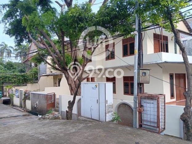 Lokasi terbaik! Rumah siap huni disewakan di Kelapa Gading LB 280m2 Lokasi terbaik! Rumah siap huni disewakan di Kelapa Gading LB 280m2