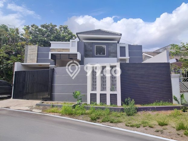 Dijual Cepat Rumah Bagus Siap Huni LB 110m2 di Colomadu, Karanganyar Dijual Cepat Rumah Bagus Siap Huni LB 110m2 di Colomadu, Karanganyar