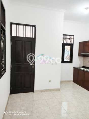 Hunian Mewah LB 350m2 Siap Pakai Desain Elegan di Pekayon, Bekasi Hunian Mewah LB 350m2 Siap Pakai Desain Elegan di Pekayon, Bekasi