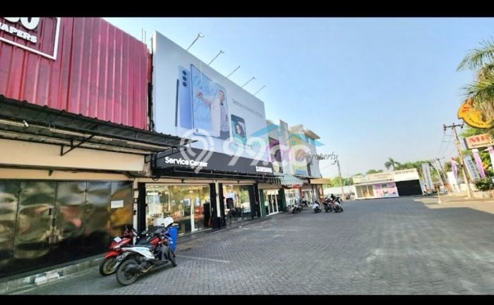 Ruko Komersial Dijual di Sawangan Depok LT 75m2 & LB 188m2 Ruko Komersial Dijual di Sawangan Depok LT 75m2 & LB 188m2