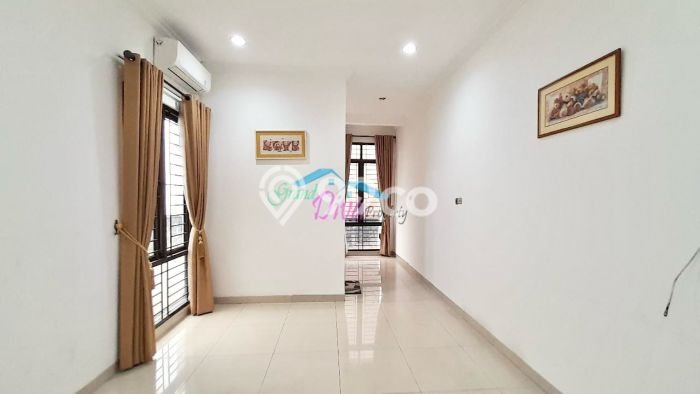 For Sale! Luxury House LT 550m2 Desain Modern di Jaka Setia For Sale! Luxury House LT 550m2 Desain Modern di Jaka Setia