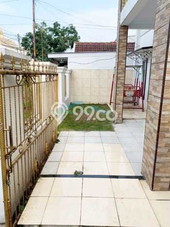 Rumah Luxury Modern Siap Huni di Jatiwaringin Bekasi Rumah Luxury Modern Siap Huni di Jatiwaringin Bekasi