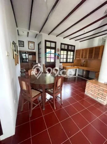 Vila Strategis Kawasan Cisarua, Area 0m2m², Harganya Terjangkau Vila Strategis Kawasan Cisarua, Area 0m2m², Harganya Terjangkau