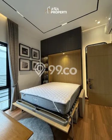 Hunian Mewah Dijual LT 325m2 di Kebayoran Lama, Jakarta Selatan Hunian Mewah Dijual LT 325m2 di Kebayoran Lama, Jakarta Selatan