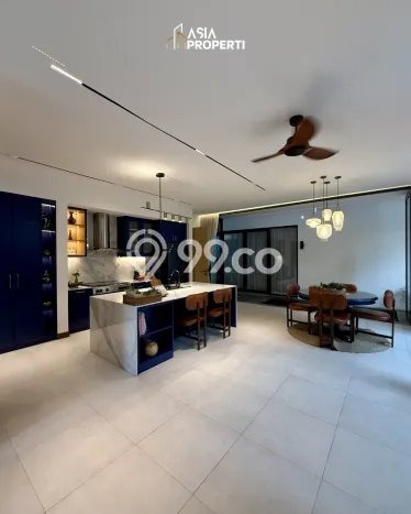 Hunian Mewah Dijual LT 325m2 di Kebayoran Lama, Jakarta Selatan Hunian Mewah Dijual LT 325m2 di Kebayoran Lama, Jakarta Selatan