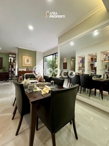 Rumah Elit Modern Tanpa Renovasi di Cipete Jakarta Selatan Rumah Elit Modern Tanpa Renovasi di Cipete Jakarta Selatan