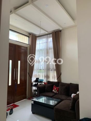 Hunian Eksklusif Dijual LT 200m2 di BSD, Tangerang Selatan Hunian Eksklusif Dijual LT 200m2 di BSD, Tangerang Selatan