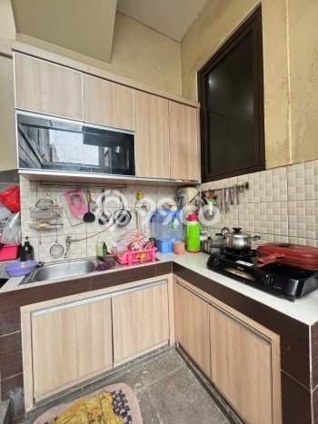 Hunian Eksklusif Dijual LT 200m2 di BSD, Tangerang Selatan Hunian Eksklusif Dijual LT 200m2 di BSD, Tangerang Selatan