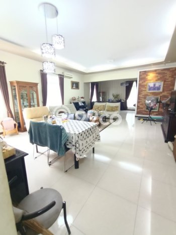 Hunian Mewah LB 350m2 Siap Pakai Desain Elegan di Sektor 3 - Bintaro, Tangerang Selatan Hunian Mewah LB 350m2 Siap Pakai Desain Elegan di Sektor 3 - Bintaro, Tangerang Selatan