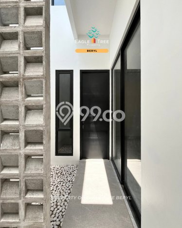 Rumah Elit LB 150m2 Siap Huni Desain Elegan di Graha Raya, Tangerang Selatan Rumah Elit LB 150m2 Siap Huni Desain Elegan di Graha Raya, Tangerang Selatan