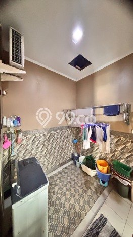 Rumah Minimalis 3 KT LT 120m2 di Graha Raya Rumah Minimalis 3 KT LT 120m2 di Graha Raya