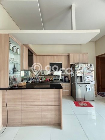 Hunian Eksklusif Dijual LT 200m2 di BSD, Tangerang Selatan Hunian Eksklusif Dijual LT 200m2 di BSD, Tangerang Selatan