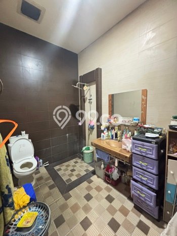 Hunian Eksklusif Dijual LT 200m2 di BSD, Tangerang Selatan Hunian Eksklusif Dijual LT 200m2 di BSD, Tangerang Selatan