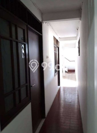 Siap Huni Rumah Mewah 8 Kamar di Pesanggrahan Dekat ke Mana Saja Siap Huni Rumah Mewah 8 Kamar di Pesanggrahan Dekat ke Mana Saja