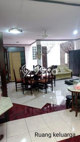 Rumah Mewah LB 210m2 Siap Huni Desain Elegan di Sektor 1 - Bintaro, Jakarta Selatan Rumah Mewah LB 210m2 Siap Huni Desain Elegan di Sektor 1 - Bintaro, Jakarta Selatan