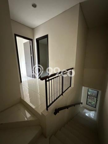 Ready to Use! Luxury House LT 144m2 Desain Modern di BSD Foresta Ready to Use! Luxury House LT 144m2 Desain Modern di BSD Foresta