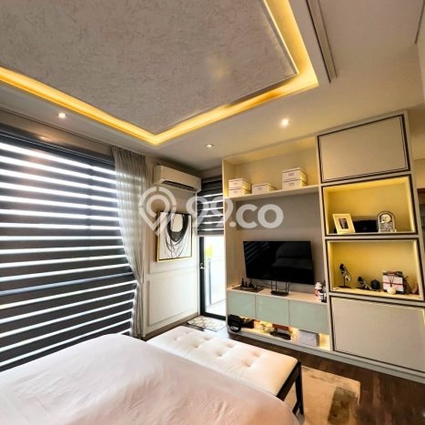 Rumah Elit LB 180m2 Siap Pakai Desain Elegan di BSD City, Tangerang Rumah Elit LB 180m2 Siap Pakai Desain Elegan di BSD City, Tangerang
