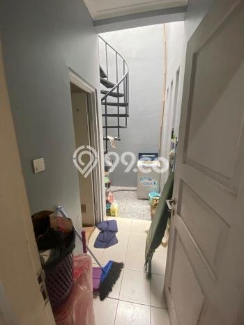 Rumah Modern 3 KT di Gading Serpong Tangerang Semi Furnished Rumah Modern 3 KT di Gading Serpong Tangerang Semi Furnished