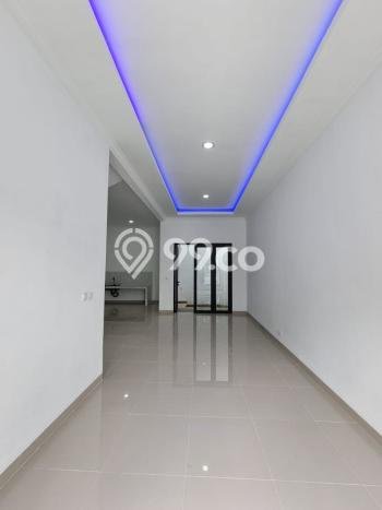 For Sale Hunian Rumah Terawat 3 Kamar di Villa Melati Mas, Tangerang Selatan For Sale Hunian Rumah Terawat 3 Kamar di Villa Melati Mas, Tangerang Selatan