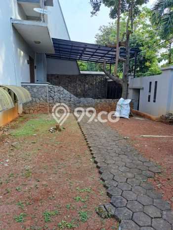 Rumah LB 465m² di Pinggir Kota Taman Meruya, Jakarta Barat - Harga Terjangkau Rumah LB 465m² di Pinggir Kota Taman Meruya, Jakarta Barat - Harga Terjangkau