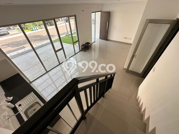 Jual Rumah Modern 3 KT di Pantai Indah Kapuk, Jakarta Utara Jual Rumah Modern 3 KT di Pantai Indah Kapuk, Jakarta Utara