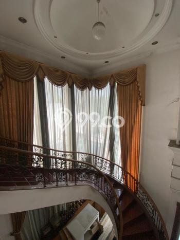 UNIT LANGKA! Rumah kawasan Pantai Indah Kapuk, 7 KT, View Kota, Luas 641m² LB 1m² UNIT LANGKA! Rumah kawasan Pantai Indah Kapuk, 7 KT, View Kota, Luas 641m² LB 1m²
