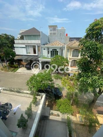 Dijual Rumah Luas Megah Dengan View Cantik di Pantai Indah Kapuk, Jakarta Utara Dijual Rumah Luas Megah Dengan View Cantik di Pantai Indah Kapuk, Jakarta Utara