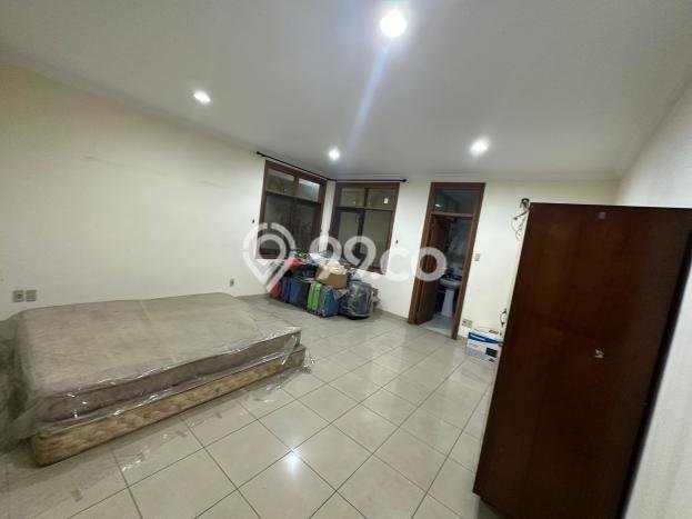 For Sale! Luxury House LT 243m2 Desain Elegan di Pantai Indah Kapuk For Sale! Luxury House LT 243m2 Desain Elegan di Pantai Indah Kapuk