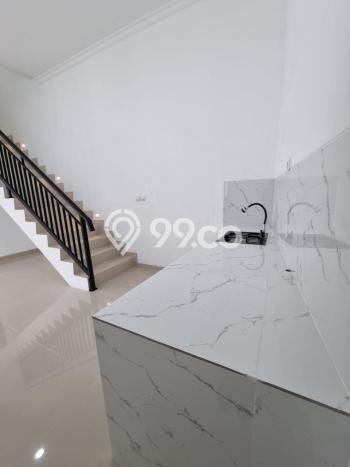 For Sale Hunian Rumah Terawat 3 Kamar di Villa Melati Mas, Tangerang Selatan For Sale Hunian Rumah Terawat 3 Kamar di Villa Melati Mas, Tangerang Selatan