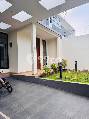 Hunian Elit LB 150m2 Siap Pakai Desain Elegan di Villa Melati Mas, Tangerang Selatan Hunian Elit LB 150m2 Siap Pakai Desain Elegan di Villa Melati Mas, Tangerang Selatan