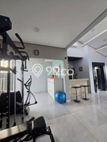 Rumah Elit Modern Siap Huni di Pantai Indah Kapuk Jakarta Utara Rumah Elit Modern Siap Huni di Pantai Indah Kapuk Jakarta Utara