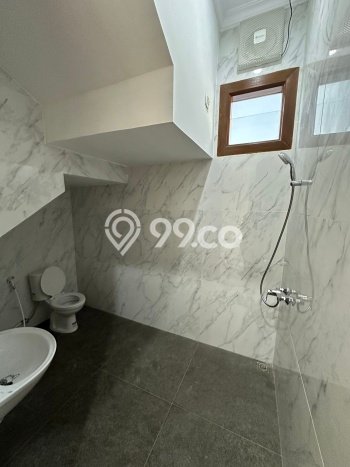 Hunian Mewah LB 600m2 Siap Huni Desain Elegan di BSD Puspita Loka, Tangerang Hunian Mewah LB 600m2 Siap Huni Desain Elegan di BSD Puspita Loka, Tangerang