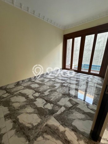 Hunian Mewah LB 600m2 Siap Huni Desain Elegan di BSD Puspita Loka, Tangerang Hunian Mewah LB 600m2 Siap Huni Desain Elegan di BSD Puspita Loka, Tangerang
