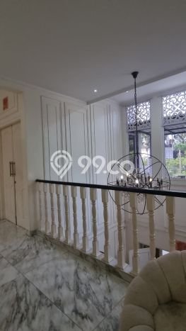 Rumah Elit Modern Tanpa Renovasi di BSD Green Wich Tangerang Rumah Elit Modern Tanpa Renovasi di BSD Green Wich Tangerang