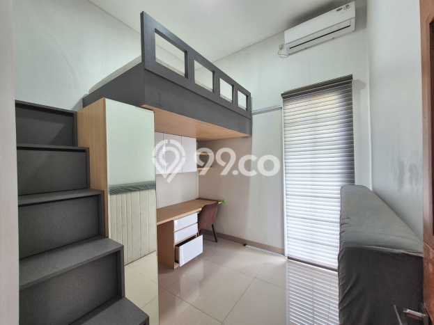 Rumah Mewah LB 200m2 Siap Pakai Desain Elegan di BSD Nusaloka, Tangerang Rumah Mewah LB 200m2 Siap Pakai Desain Elegan di BSD Nusaloka, Tangerang