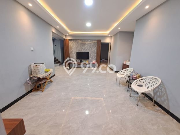 For Sale Hunian Rumah Nyaman 4 Kamar di Villa Melati Mas, Tangerang Selatan For Sale Hunian Rumah Nyaman 4 Kamar di Villa Melati Mas, Tangerang Selatan
