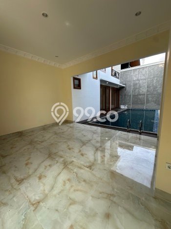 Hunian Mewah LB 600m2 Siap Huni Desain Elegan di BSD Puspita Loka, Tangerang Hunian Mewah LB 600m2 Siap Huni Desain Elegan di BSD Puspita Loka, Tangerang