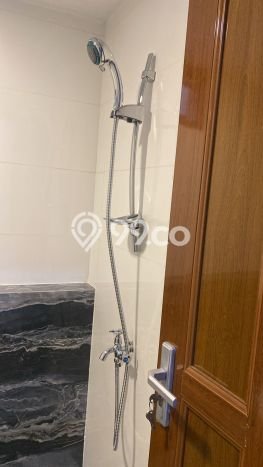 Rumah Strategis Minimalis Lb 135m2 di Serpong Utara, Tangerang Selatan Rumah Strategis Minimalis Lb 135m2 di Serpong Utara, Tangerang Selatan