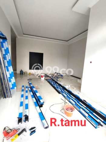 Siap Huni Hunian Elit 4 Kamar di Serpong Utara Dekat ke Mana Pun Siap Huni Hunian Elit 4 Kamar di Serpong Utara Dekat ke Mana Pun