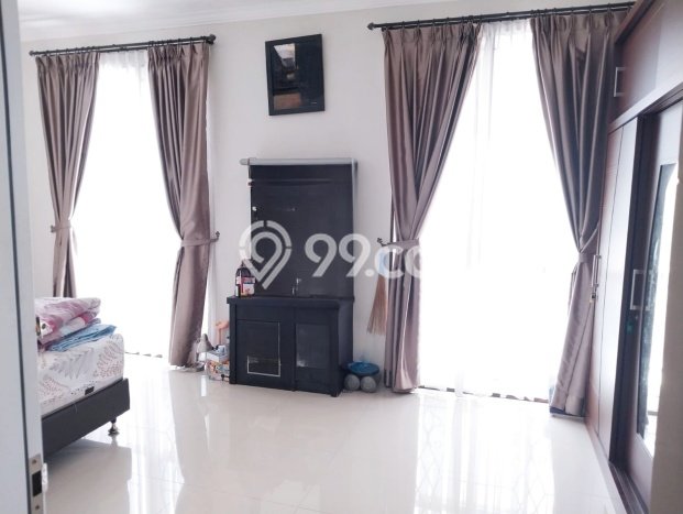 Rumah Elit Modern Tanpa Renovasi di Gading Serpong Cluster Oleaster Tangerang Rumah Elit Modern Tanpa Renovasi di Gading Serpong Cluster Oleaster Tangerang