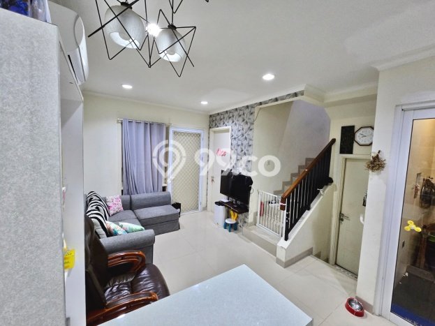 Jual Rumah Eksklusif 2 KT di Gading Serpong, Tangerang Jual Rumah Eksklusif 2 KT di Gading Serpong, Tangerang