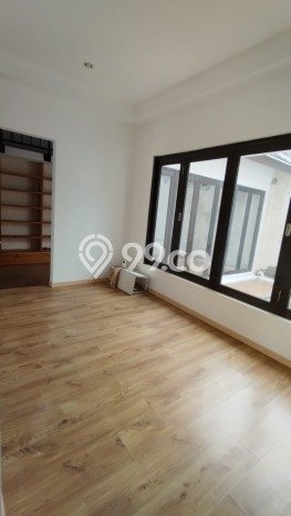 Dijual Rumah Luas Elegan Dengan View Eksklusif di Gading Serpong Serenade Lake, Tangerang Dijual Rumah Luas Elegan Dengan View Eksklusif di Gading Serpong Serenade Lake, Tangerang