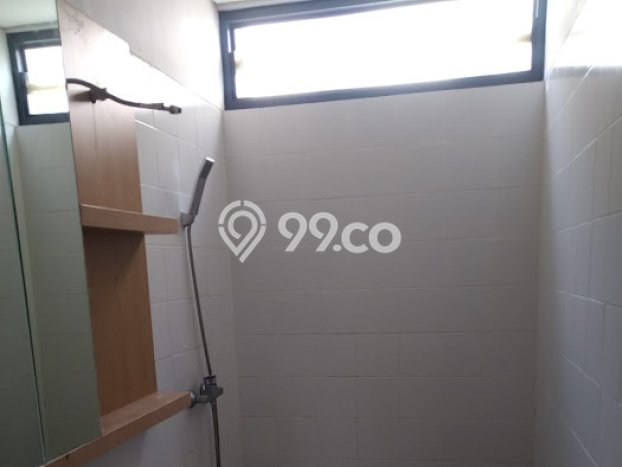 Rumah Modern 3 KT di BSD City Tangerang Semi Furnished Rumah Modern 3 KT di BSD City Tangerang Semi Furnished