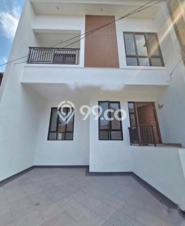 Rumah Terawat area Villa Melati Mas, Tangerang Selatan, LT 101m², Luas Bangunan 125m² Rumah Terawat area Villa Melati Mas, Tangerang Selatan, LT 101m², Luas Bangunan 125m²